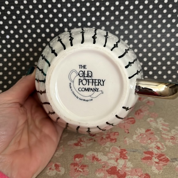 The Old Pottery Company Hand Painted Black Ivory Ceramic Coffee Mug, Gold Handle - Picture 6 of 8